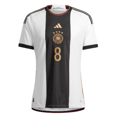 Fotballdrakt Herre Tyskland Leon Goretzka #8 Hjemmedrakt VM 2022 Kortermet